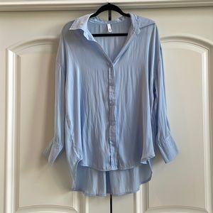 light blue button up collared shirt size large